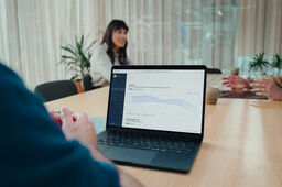 Innovation partagée : comment Adyen et Spendesk redéfinissent les services financiers ?