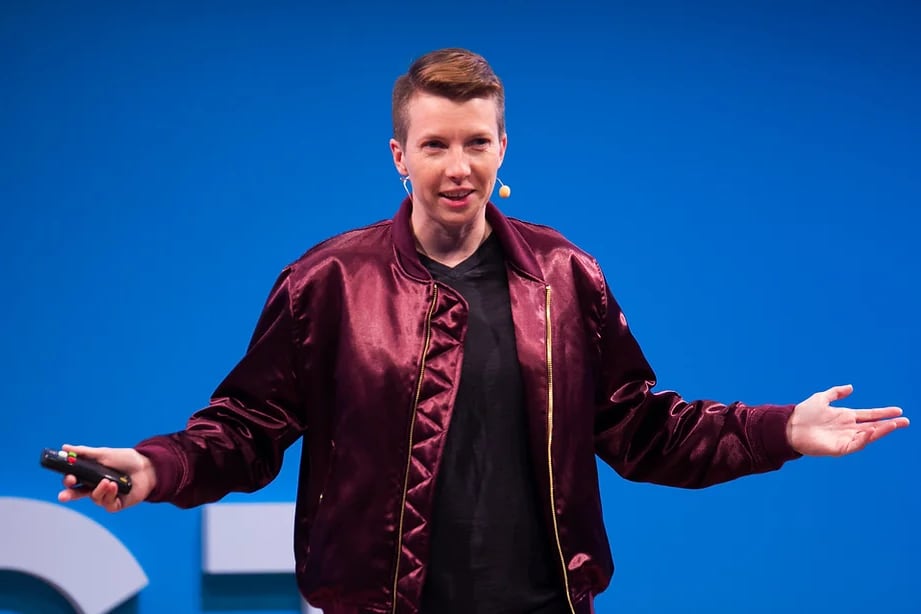 OpenAI perd la directrice de sa branche robotique, Caitlin Kalinowski, suite à son contrat avec le Pentagone