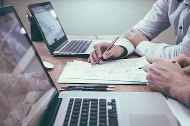 Nouvelle casquette pour les métiers du conseils : le consulting freelance