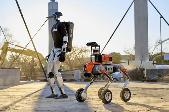 Robotique : FieldAI dépasse les 100 millions de dollars de chiffre d’affaires et de contrats pour ses modèles robotiques polyvalents