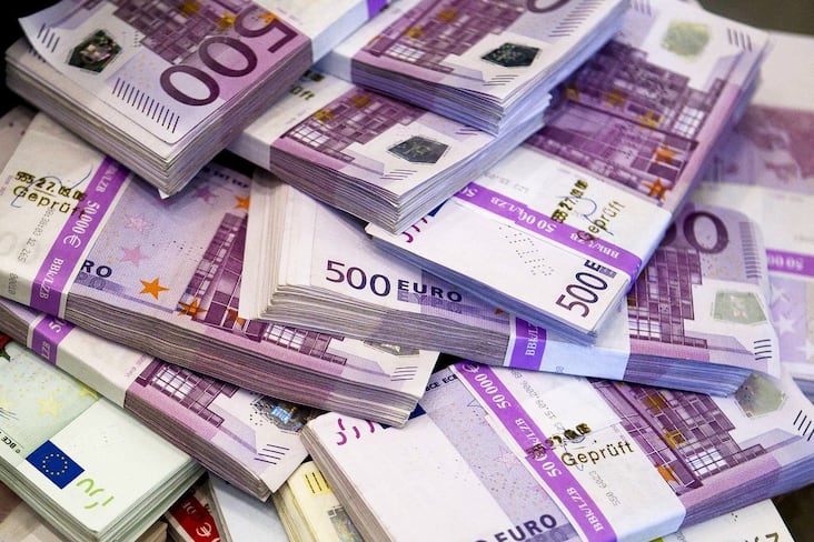 Liasses de billets de banque (euros)