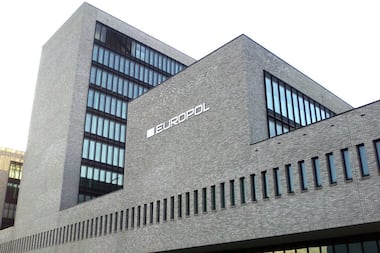 Microsoft s’associe à Europol pour mener la guerre à deux outils de cybercriminalité qui sont au coeur d’opérations mondiales de ransomwares et de fraudes