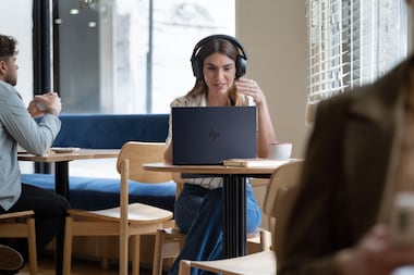 « L’adoption du PC IA en entreprise entraine une transformation profonde du poste de travail » explique Cédric Coutat, Président de HP France