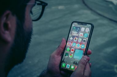 Violation de la vie privée : Apple visée par une plainte en France