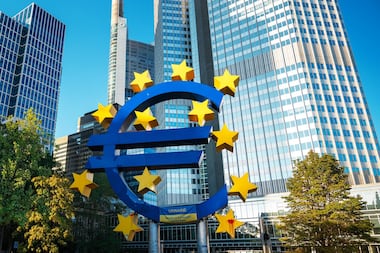 Worldline et BPCE parmi les 36 prestataires retenus pour tester l’euro numérique face à la domination des géants américains du paiement